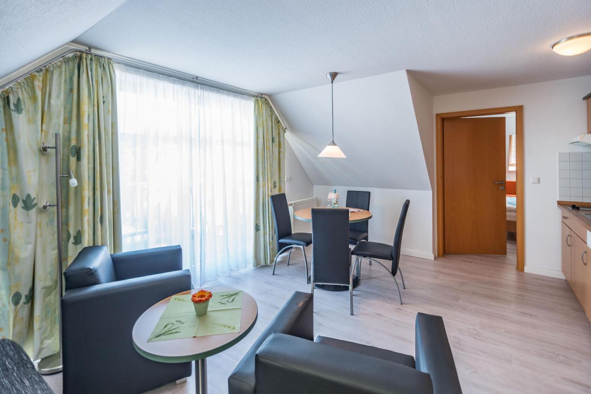 Am Weststrand Apartmenthaus Waldeck Ostseebad Kühlungsborn 外观 照片