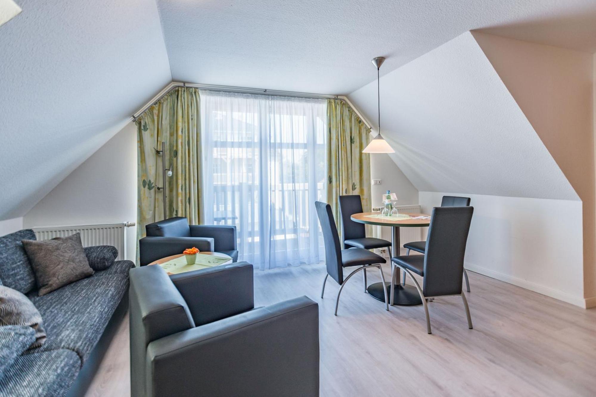 Am Weststrand Apartmenthaus Waldeck Ostseebad Kühlungsborn 外观 照片