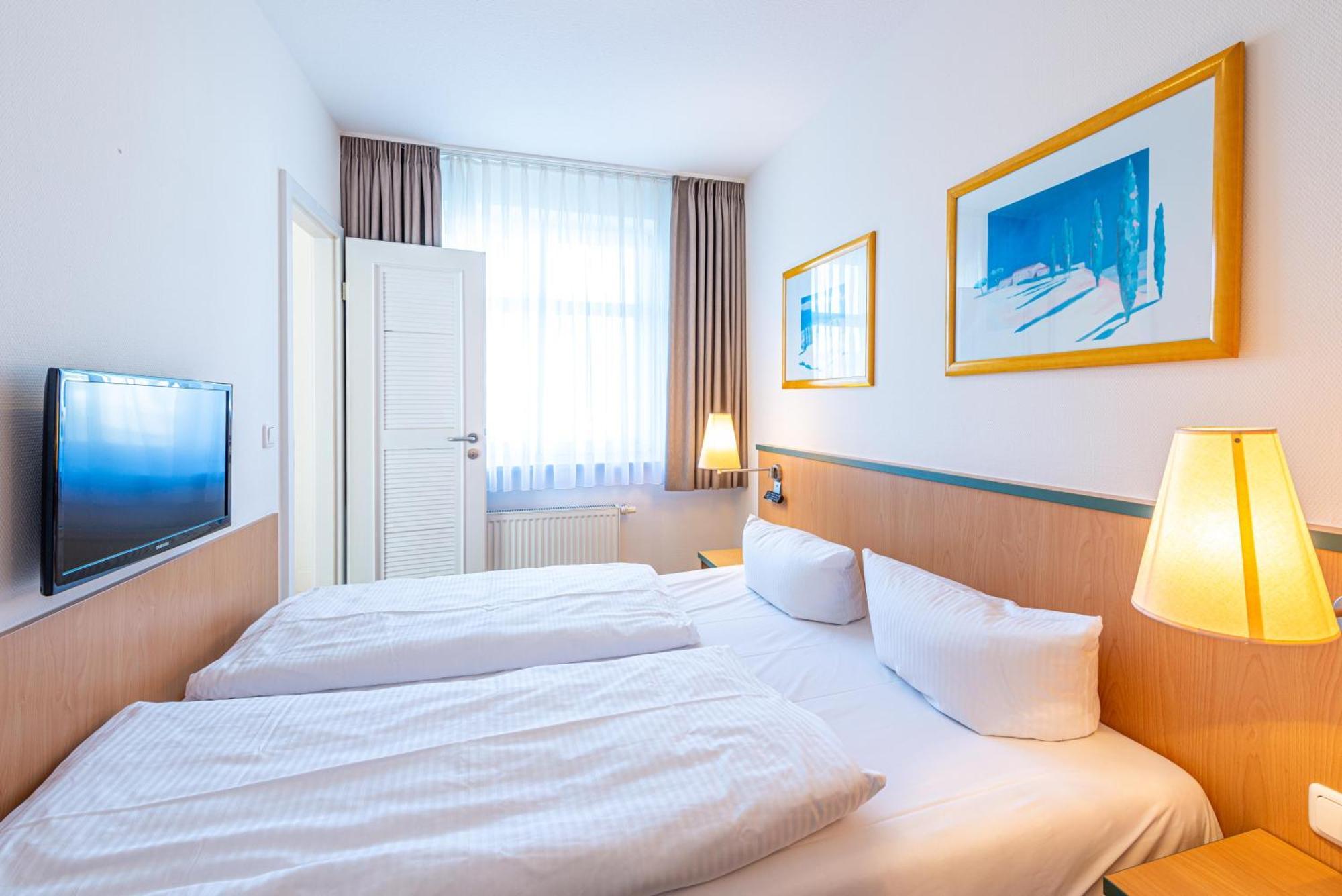 Am Weststrand Apartmenthaus Waldeck Ostseebad Kühlungsborn 外观 照片