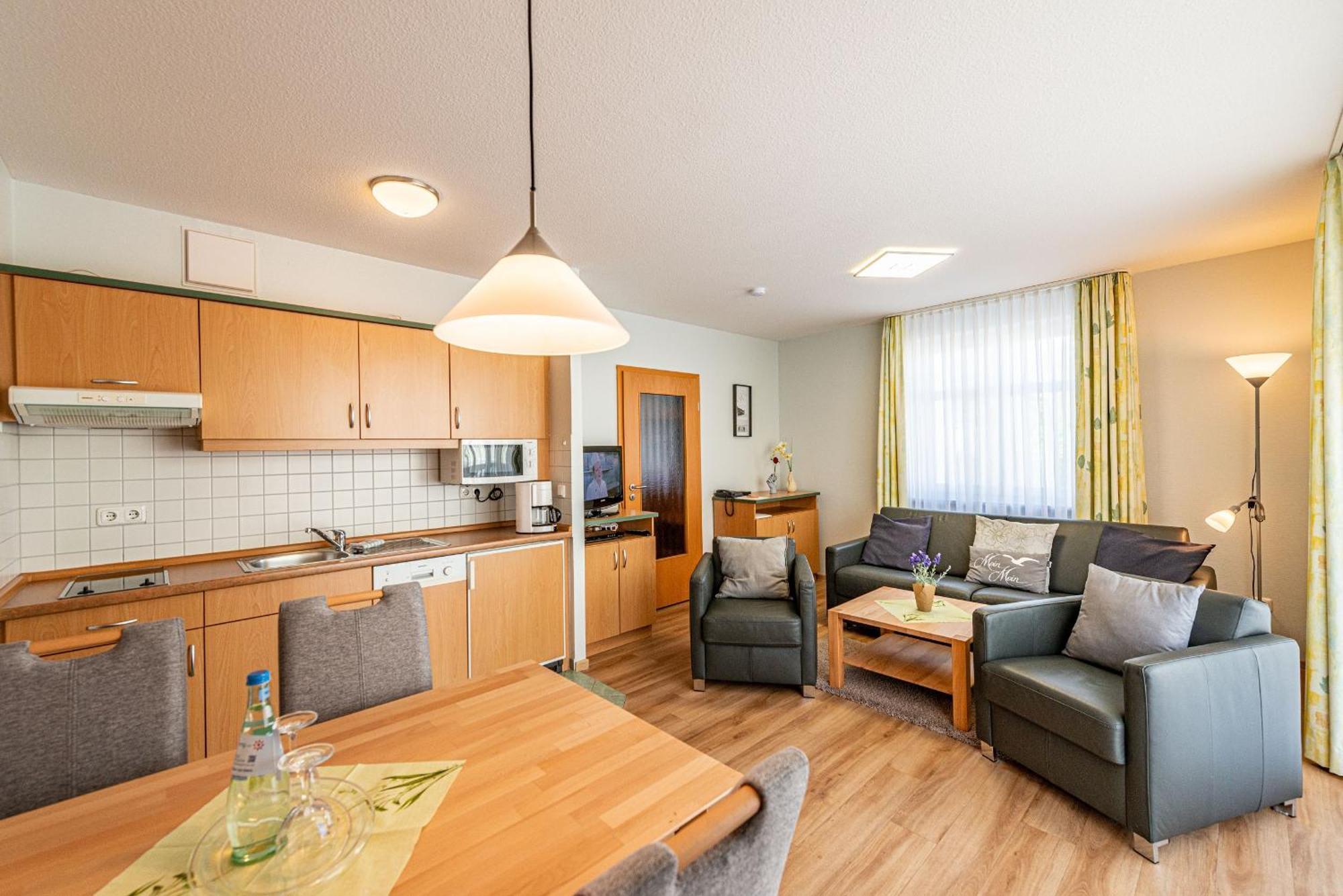 Am Weststrand Apartmenthaus Waldeck Ostseebad Kühlungsborn 外观 照片