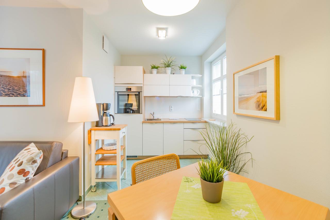 Am Weststrand Apartmenthaus Waldeck Ostseebad Kühlungsborn 外观 照片
