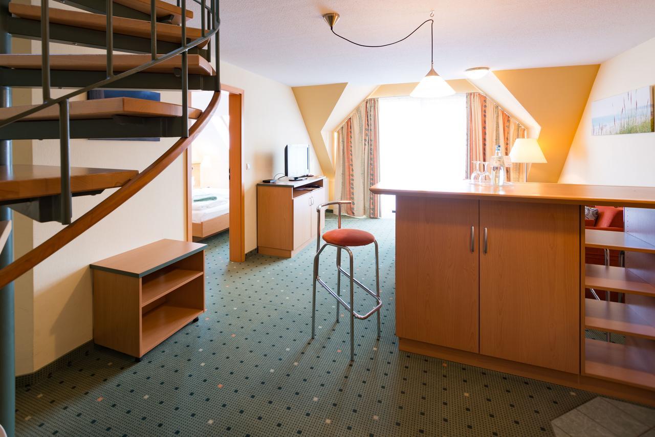 Am Weststrand Apartmenthaus Waldeck Ostseebad Kühlungsborn 外观 照片