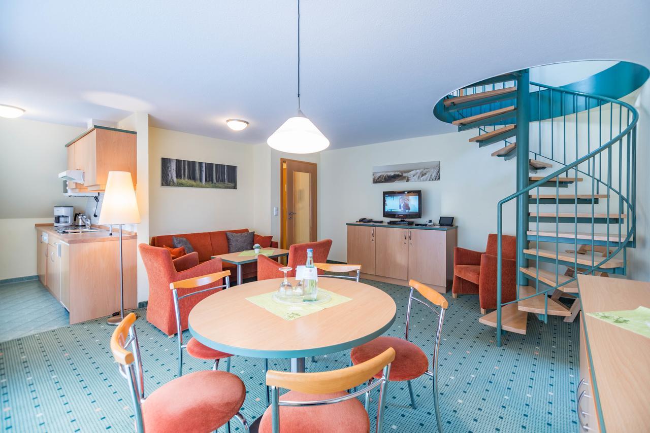 Am Weststrand Apartmenthaus Waldeck Ostseebad Kühlungsborn 外观 照片